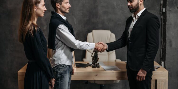 Featured image for: Vendor Relationship Management: Avoiding Late Payment Costs