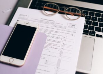 Featured image for: The Ultimate Checklist for Your First Business Tax Filing (2025 Edition)